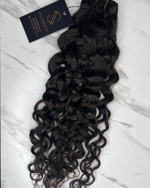 Luxe Wavy Bundles